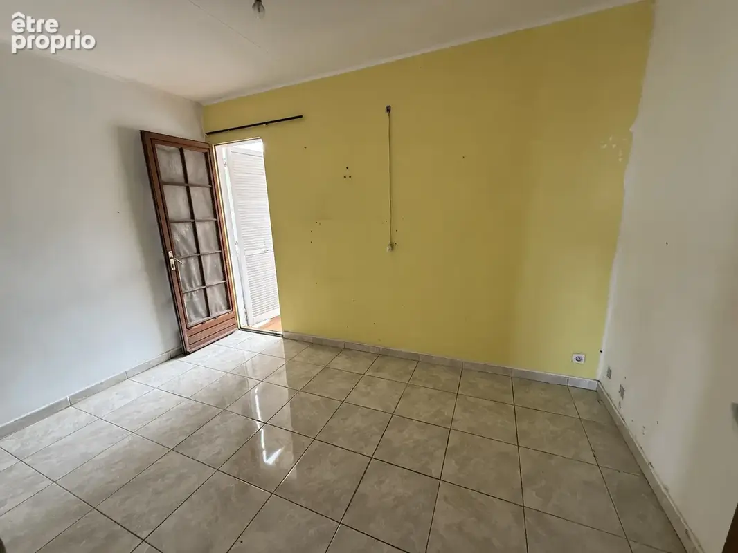 À vendre : Appartement T4 de 85 m2 au Centre-Ville de Saint-Denis, - photo 5