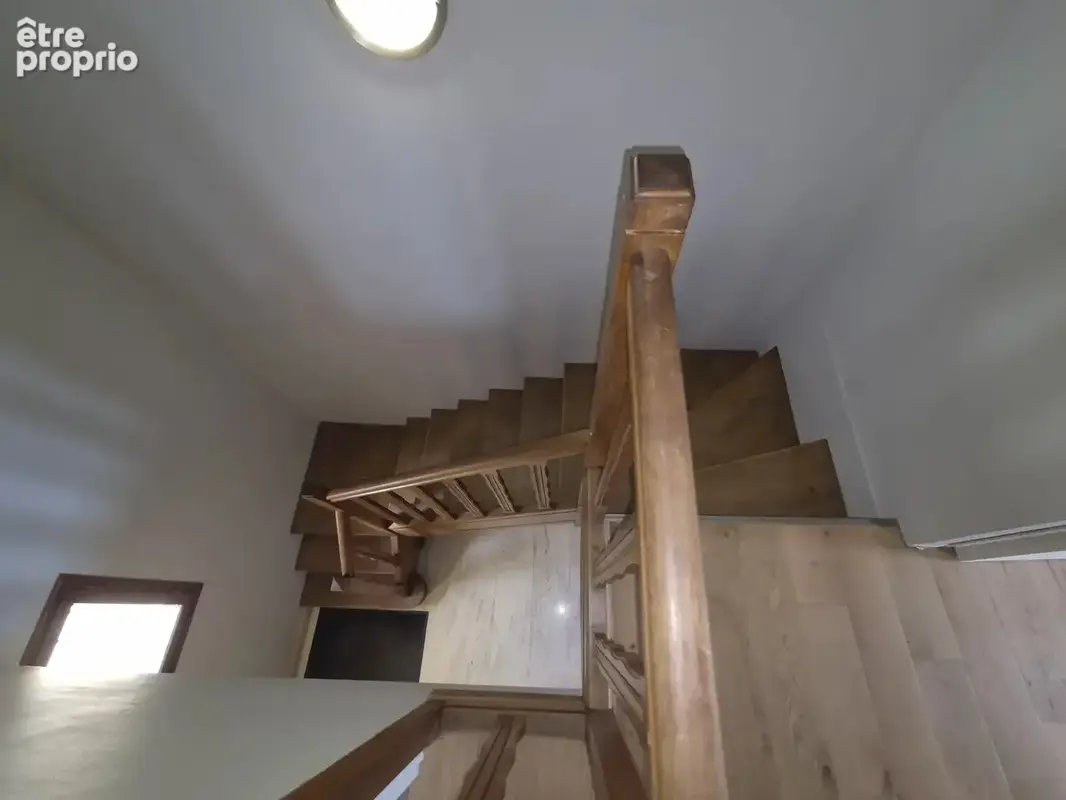 Maison de bourg de 115 m2 habitable parne sur roc cite de caractere - photo 6