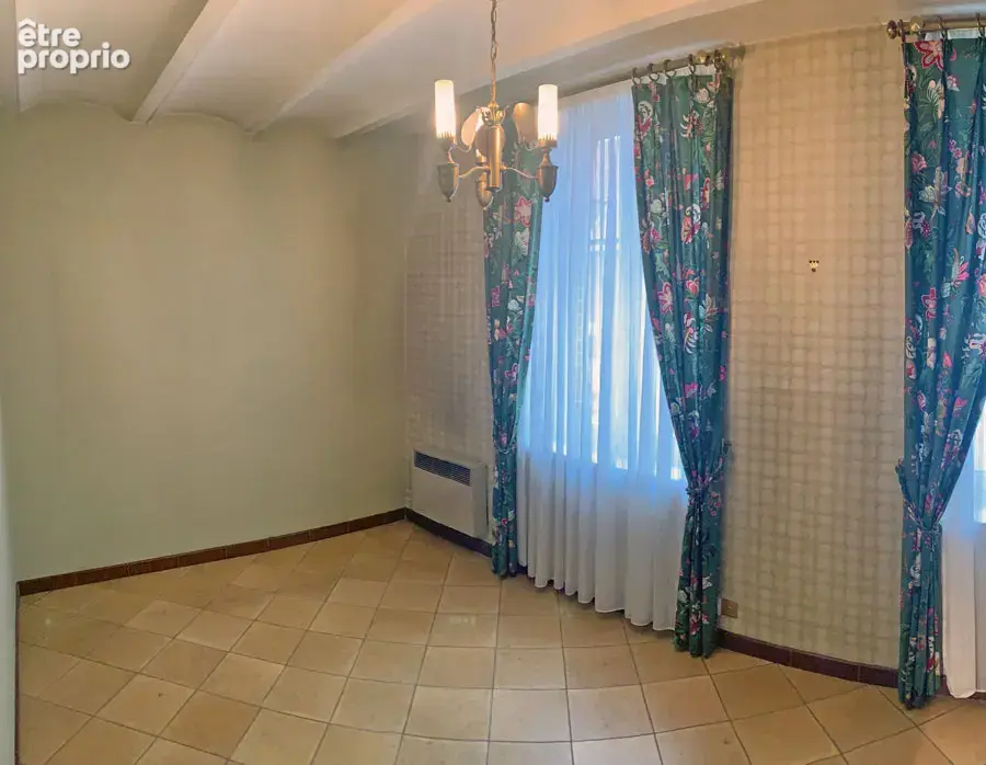 Maison de campagne individuelle à rénover, beaux volumes ! Charme et cachet ! - photo 3
