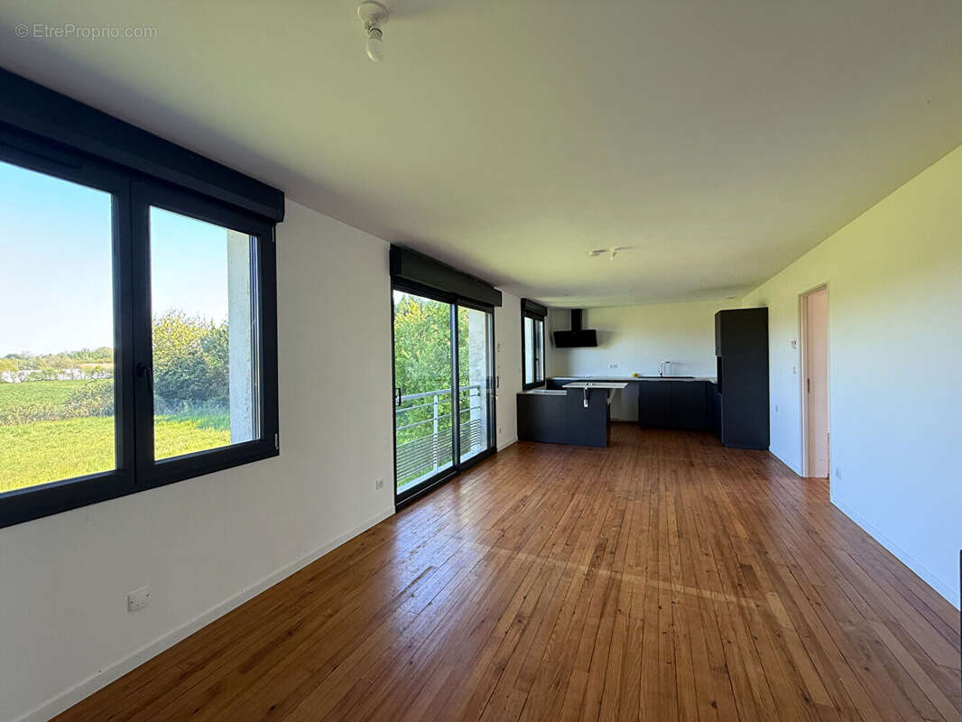 Maison à SAINTE-LIVRADE-SUR-LOT