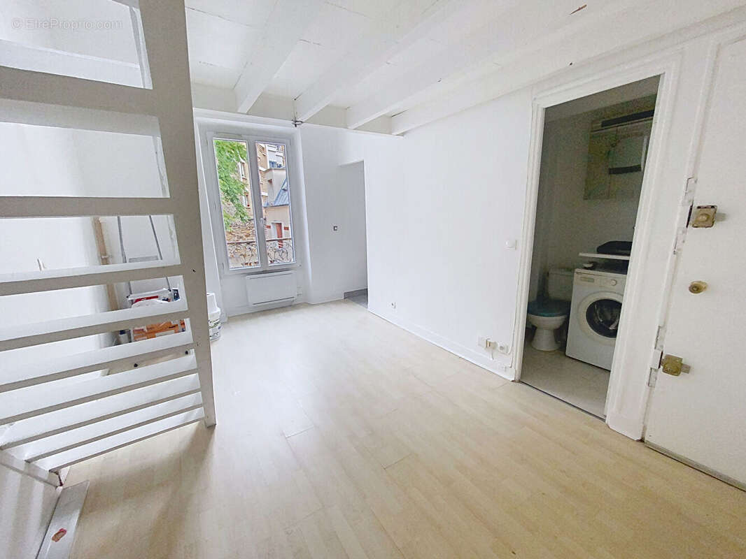 Appartement à PARIS-19E