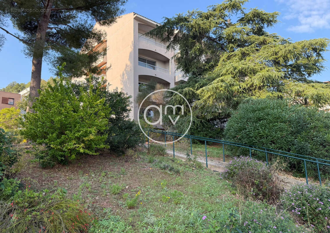 Appartement à HYERES