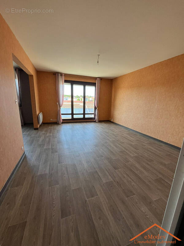 Appartement à GOLBEY