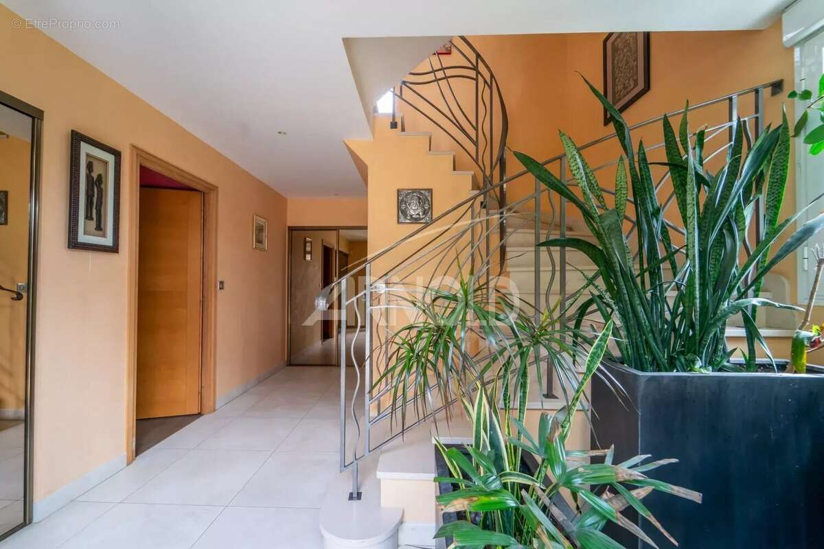 Maison à ATHIS-MONS