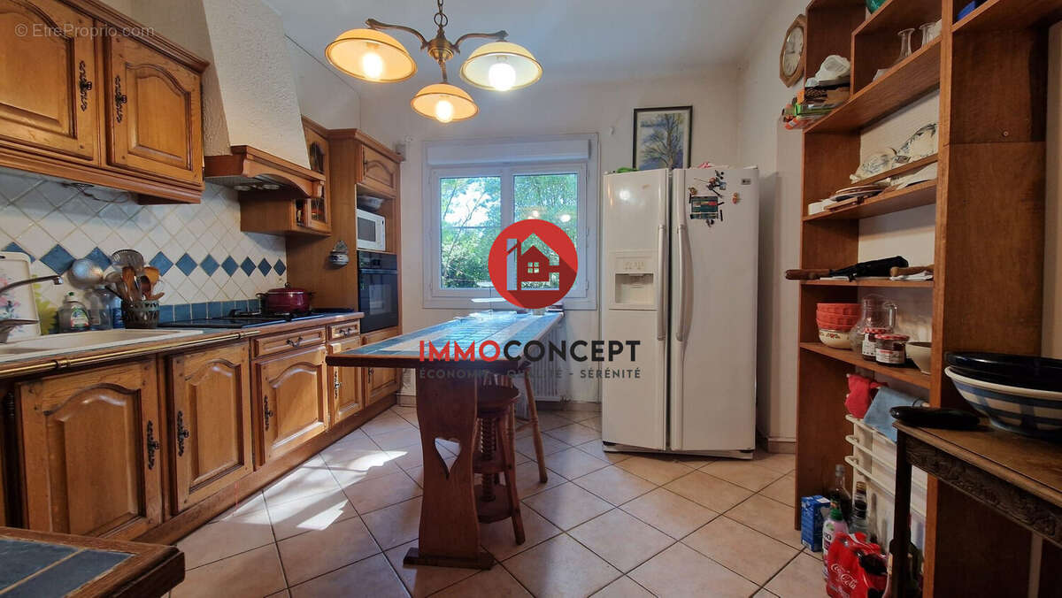 Maison à BAGNOLS-SUR-CEZE