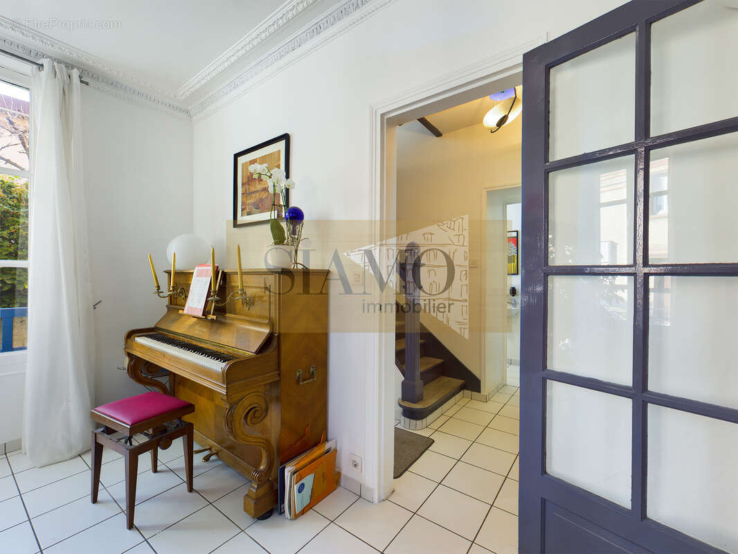 Maison avec jardin arboré - 3/4 chambres - vincennes - photo 7