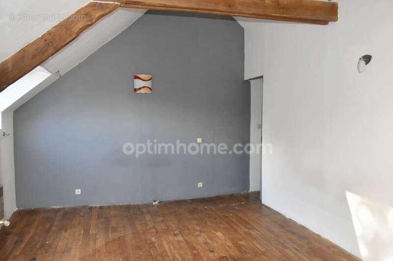 Maison à SAINT-GUYOMARD