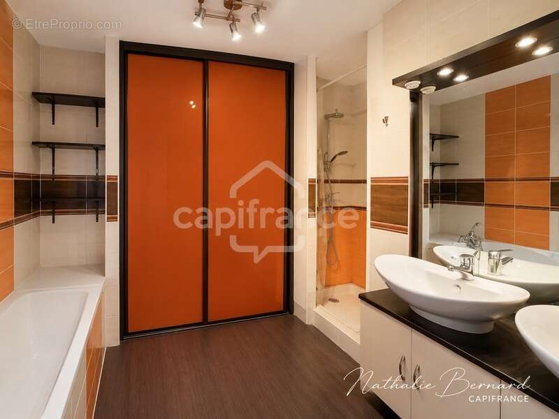 Immeuble mixte avec local commercial et habitation – Centre-ville de Villeneuve-sur-Lot - photo 13