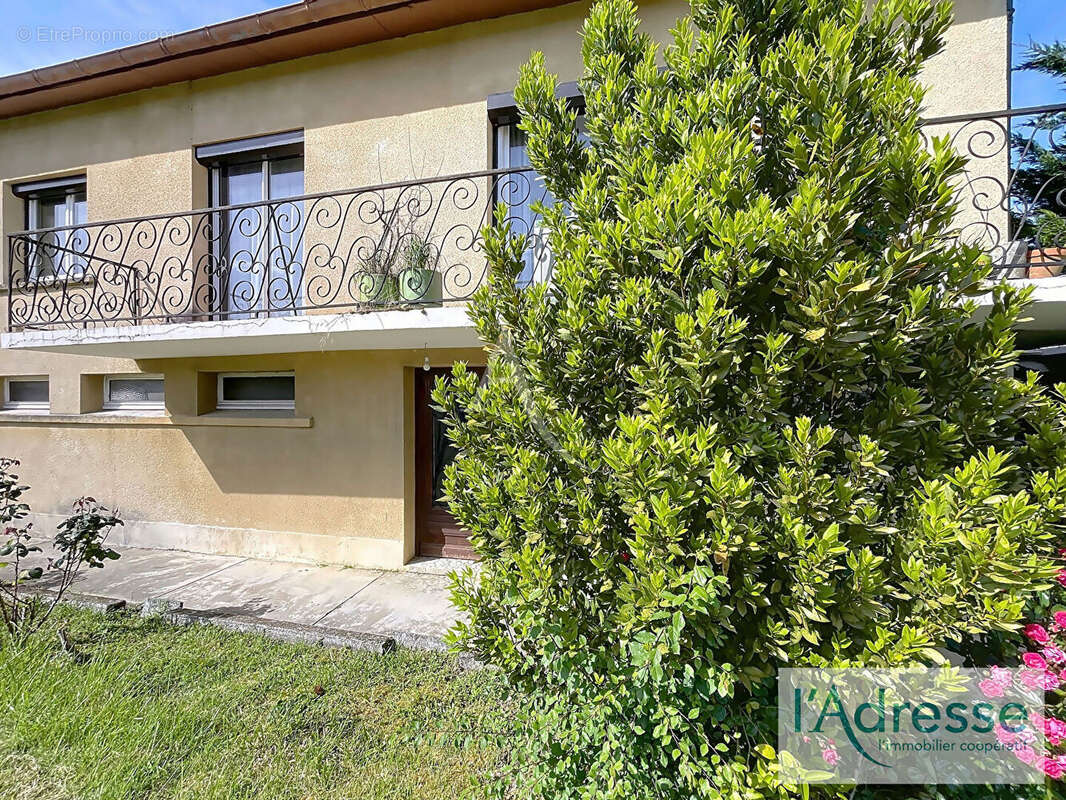 Maison à PECHBONNIEU