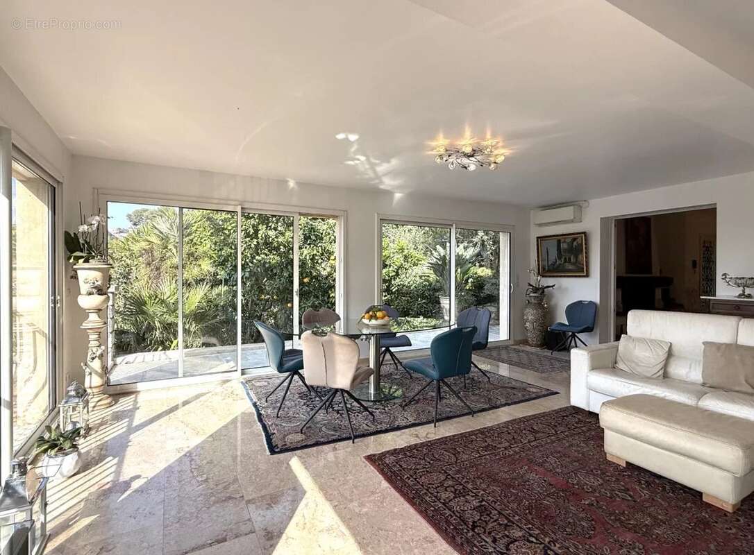 Maison à CANNES