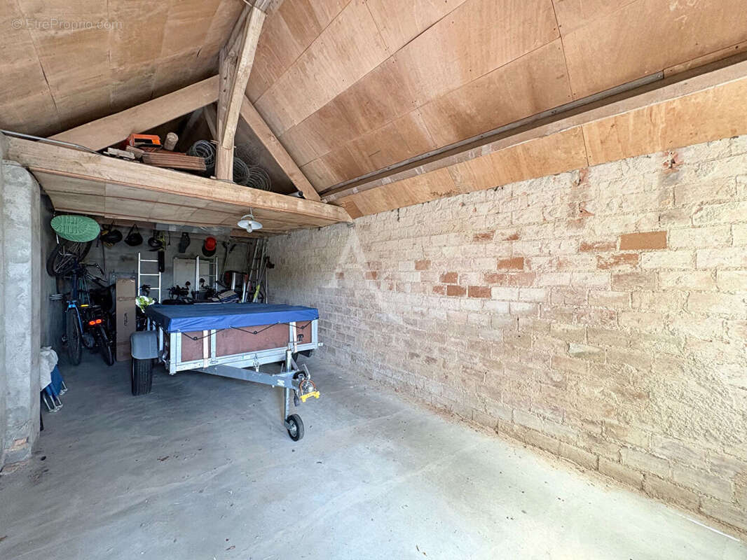 Maison 6 pièces - 3 chambres - LES VELLUIRE SUR VENDEE - photo 10