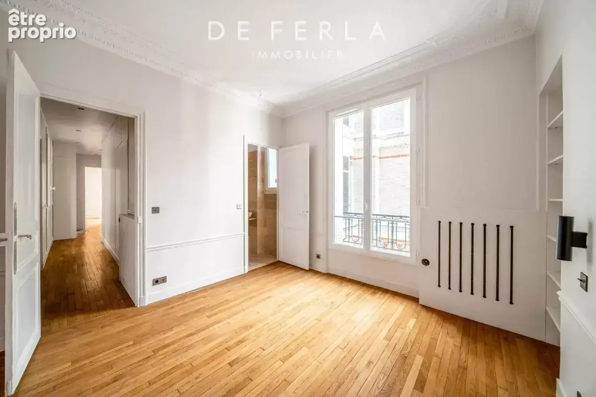 Sèvres / Duroc -  Haussmanien & Étage élevé - 5 chambres - photo 19