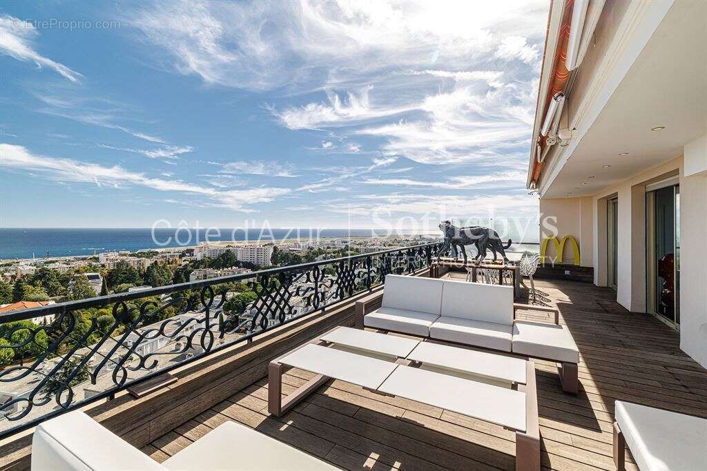 Appartement à NICE
