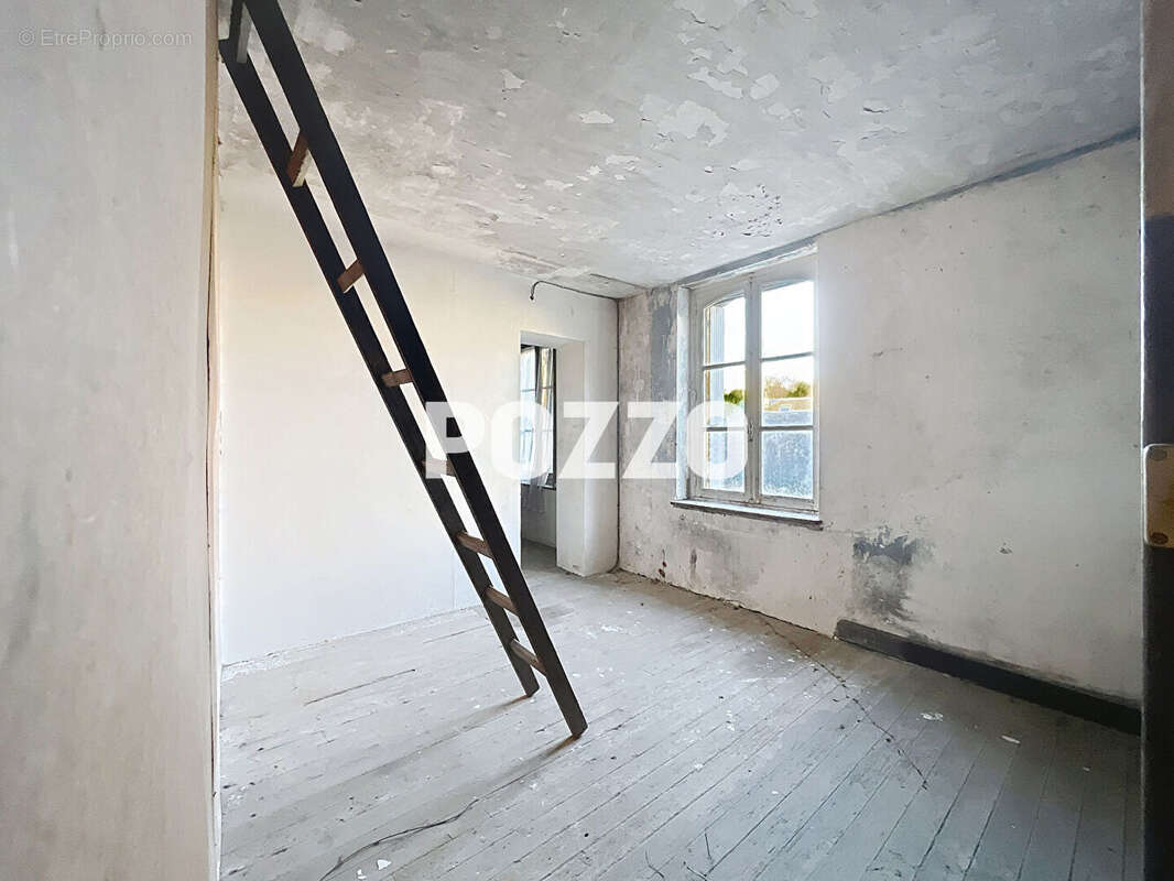 Maison à SAINT-GEORGES-DES-GROSEILLERS