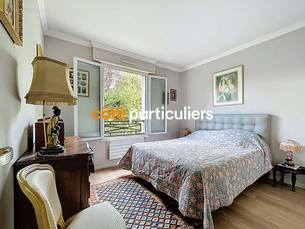 Appartement à SAINT-MAUR-DES-FOSSES