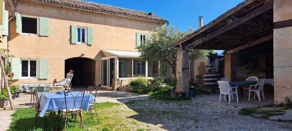 Mas a restaurer village de lagnes - photo 2