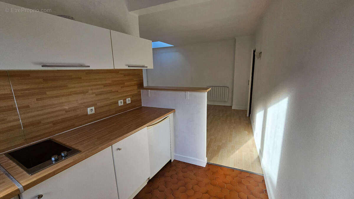 Appartement à NEAUPHLE-LE-CHATEAU