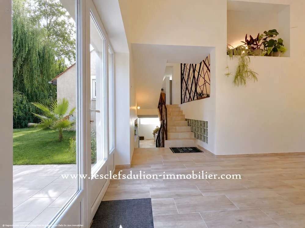Élégante maison contemporaine de 2024 - photo 10