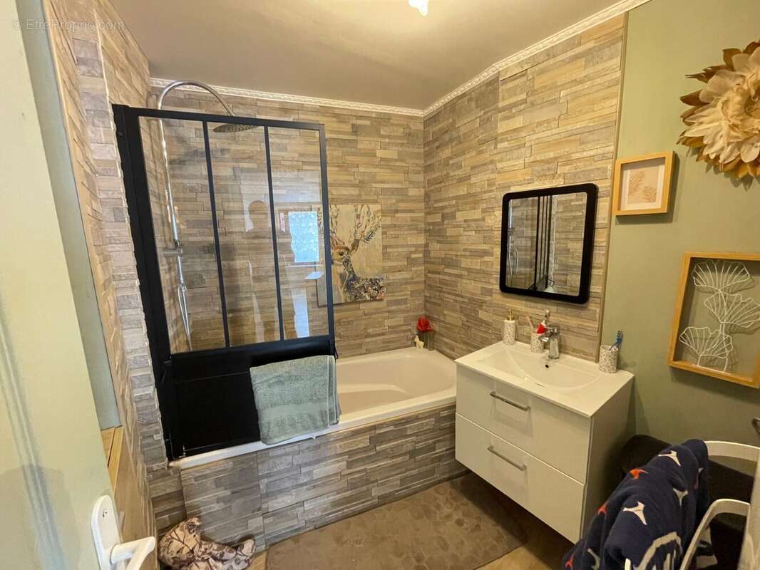 Maison à ESSEY-ET-MAIZERAIS