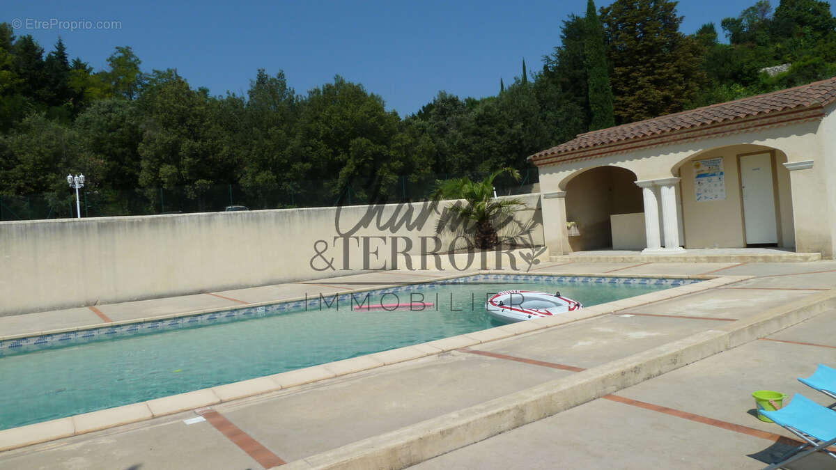 Appartement à UZES