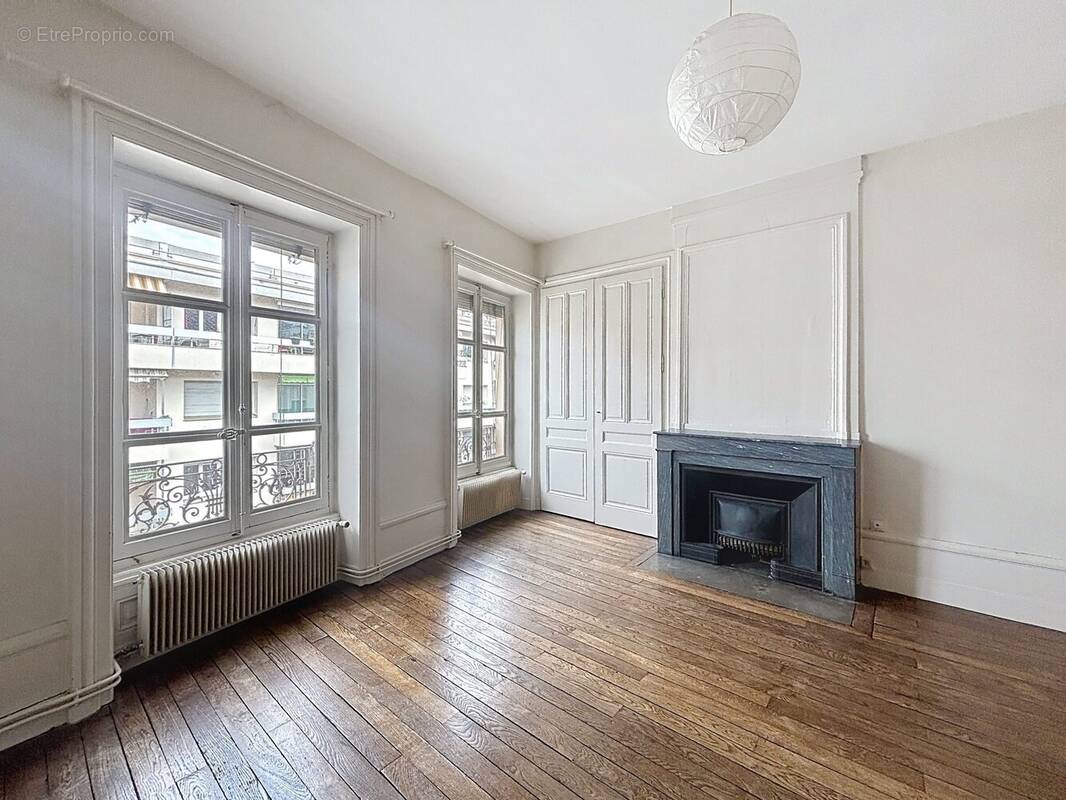 Appartement à LYON-7E