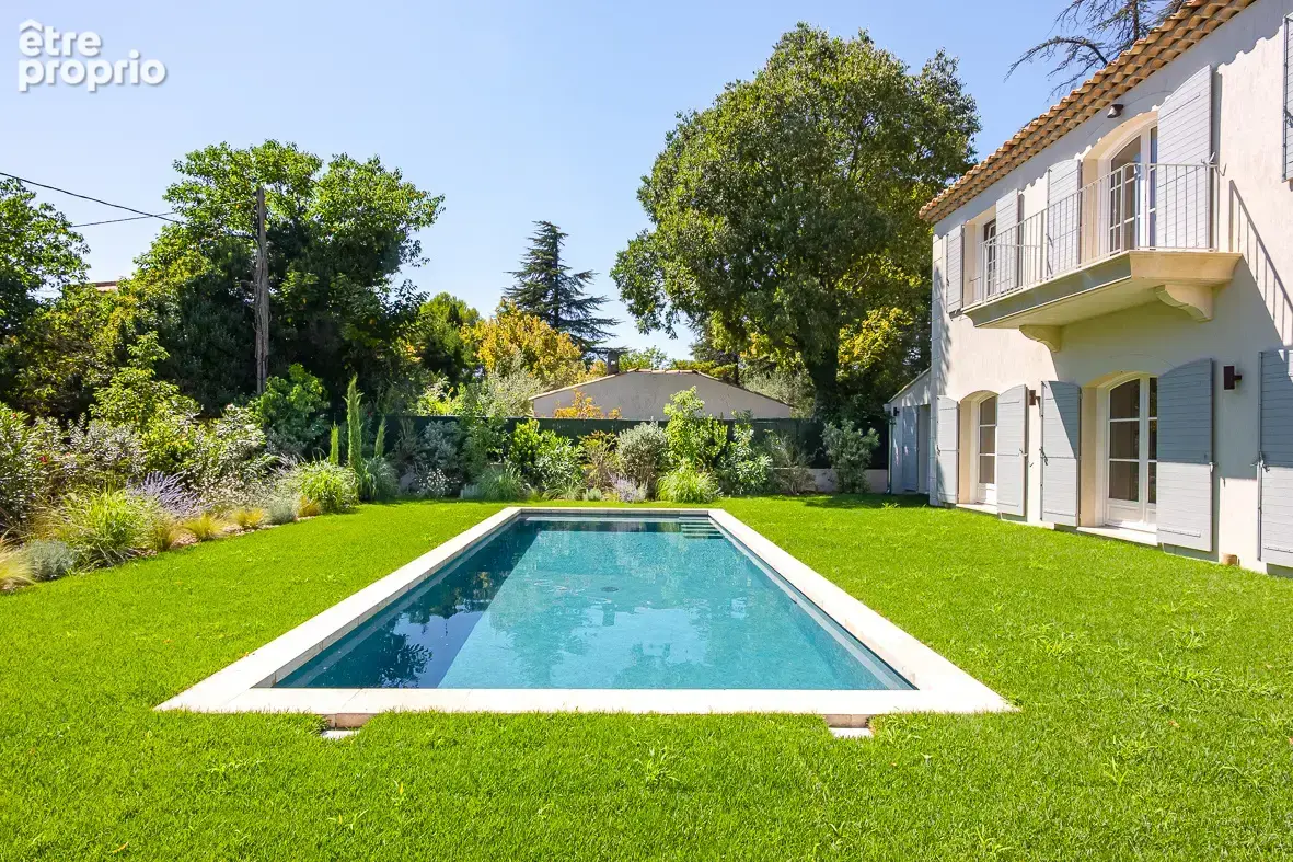 BASTIDE neuve 200 m2 sur 800 m2 de terrain avec piscine. - photo 3