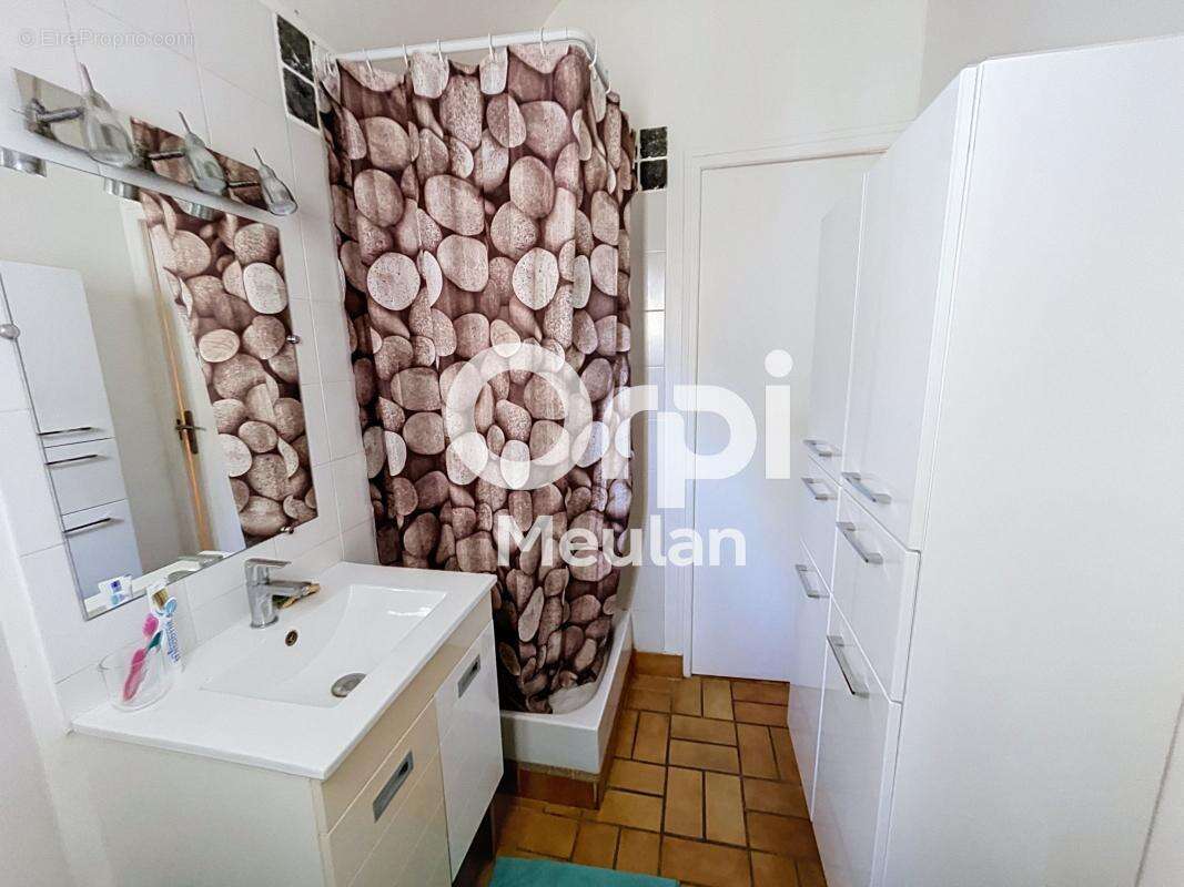 Appartement à MEULAN