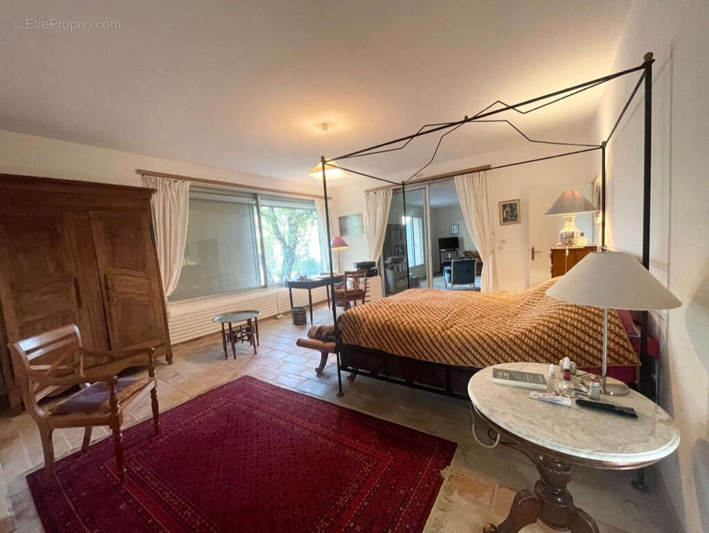 Maison à ROUSSILLON