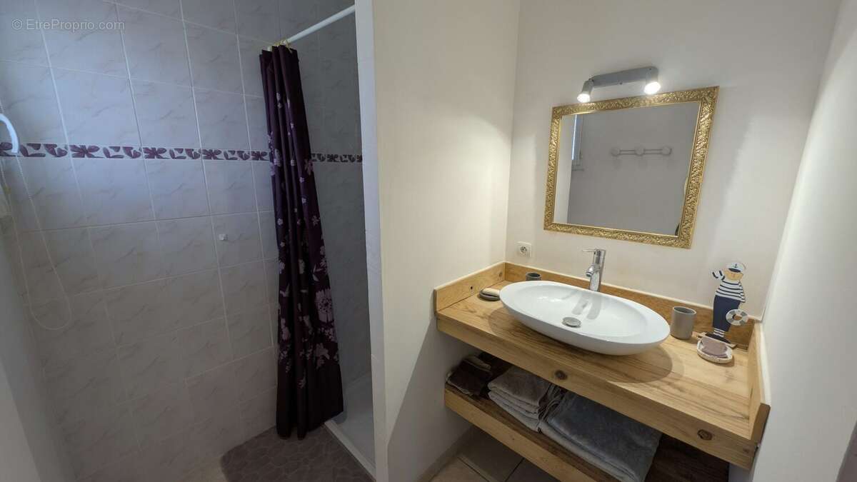 Maison à SAINT-MARTIN-DE-LONDRES