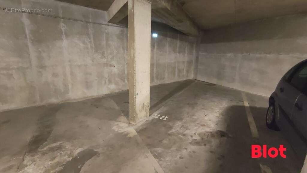 Parking 18 m² à Saint-Malo  - photo 7