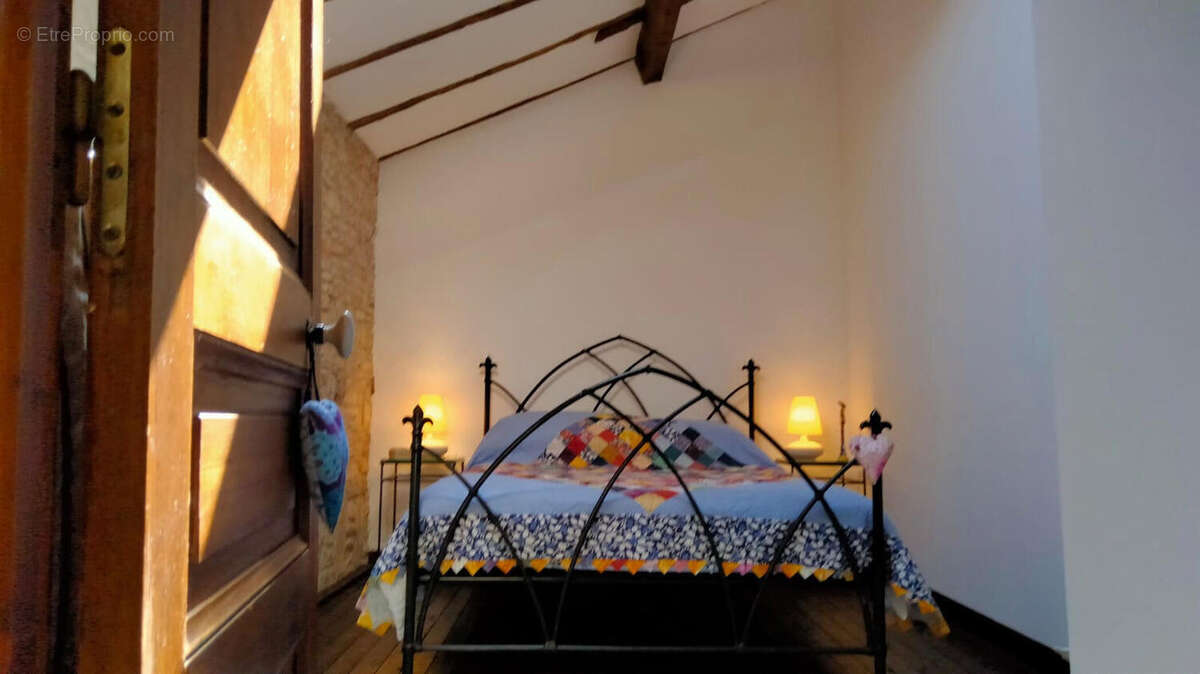 CHAMBRE - Maison à MESSE