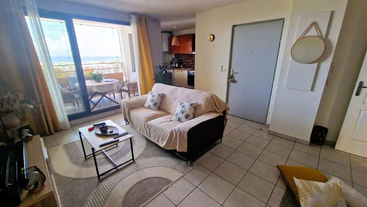 Appartement à SAINT-DENIS