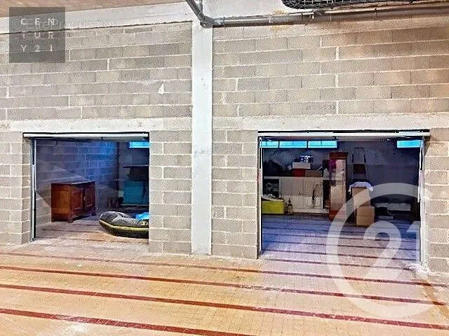 Parking à SAINT-ANDRE-LES-VERGERS