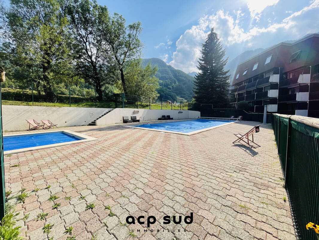 Appartement à LA SALLE-LES-ALPES