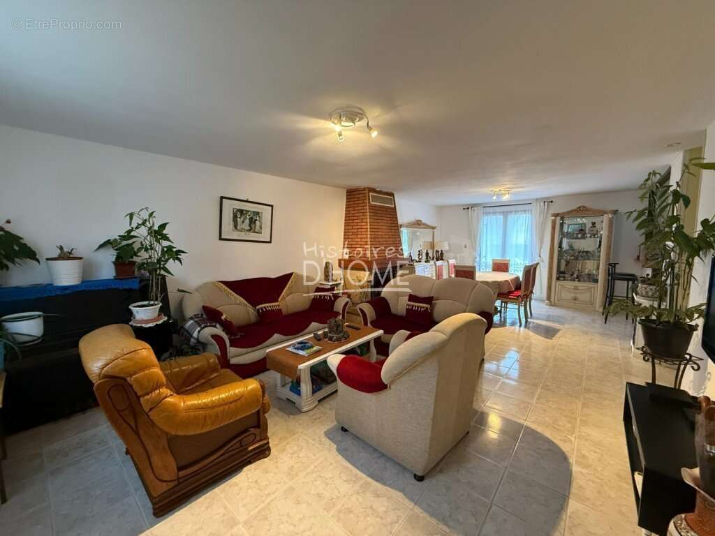 Maison à ROZAY-EN-BRIE