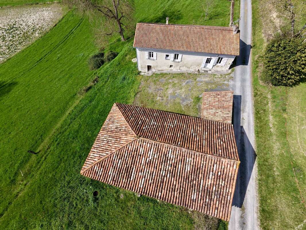 Maison à VERTEILLAC