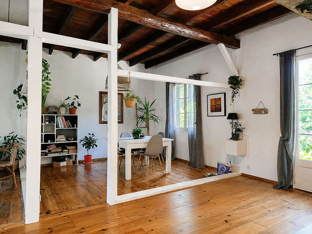 Maison à VIELLE-SAINT-GIRONS