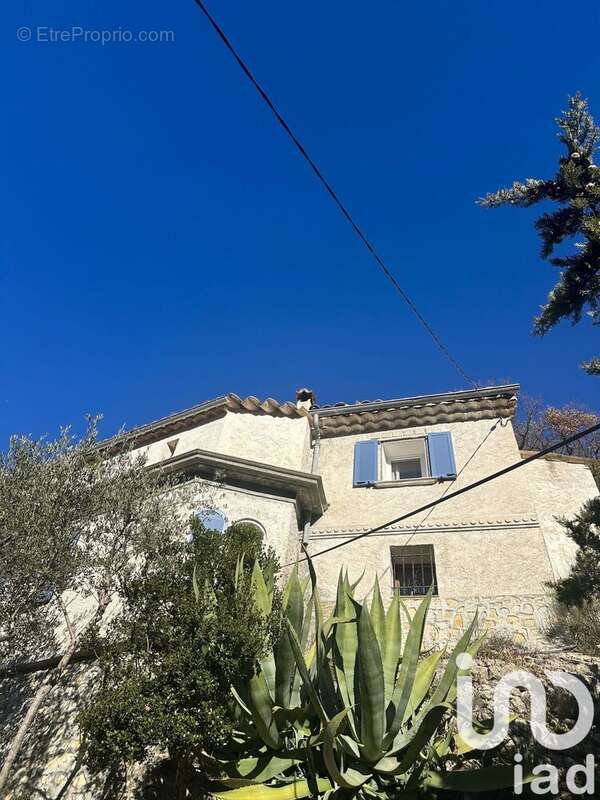 Maison 70 m² à Aiglun  - photo 4