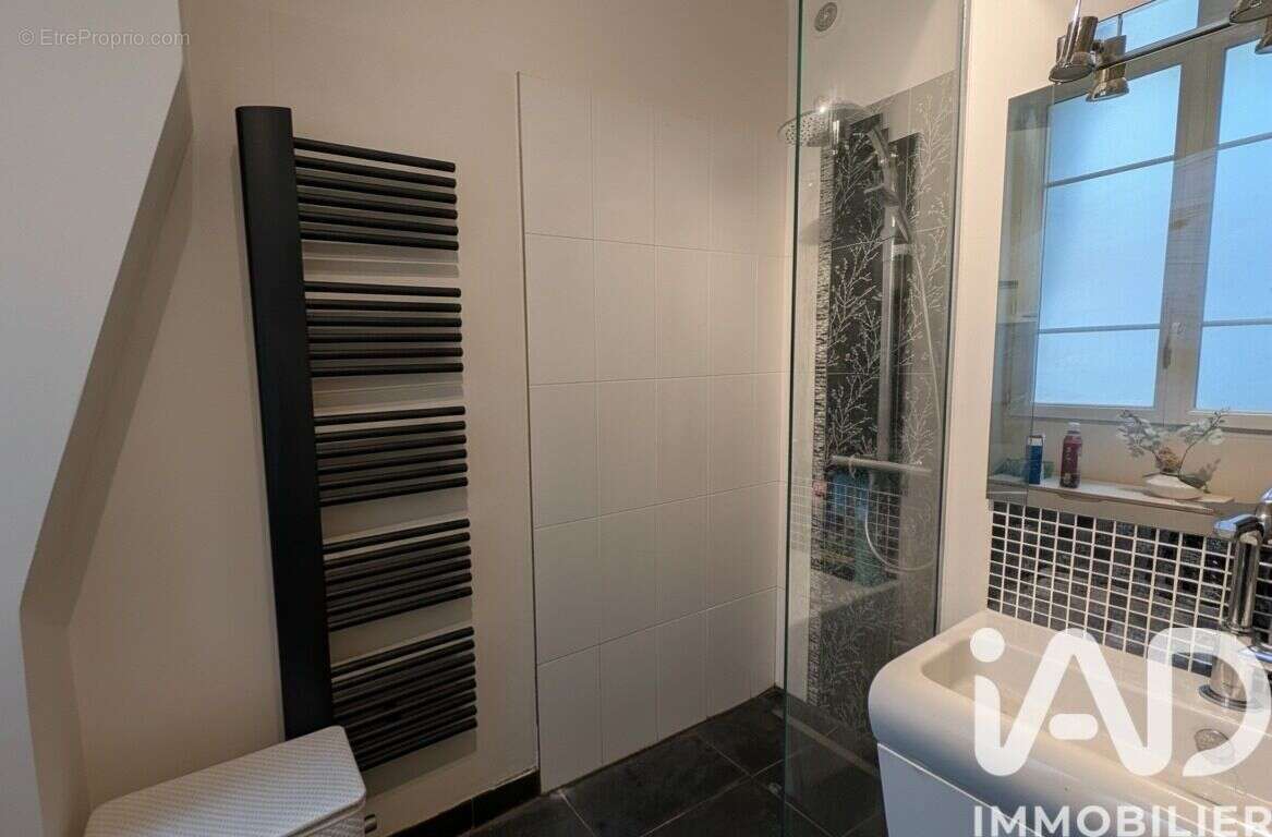 Photo 5 - Appartement à CLICHY