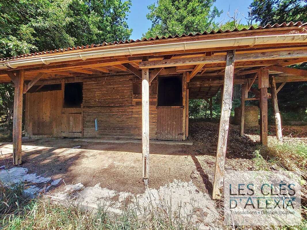 Maison à LES COTES-D'AREY