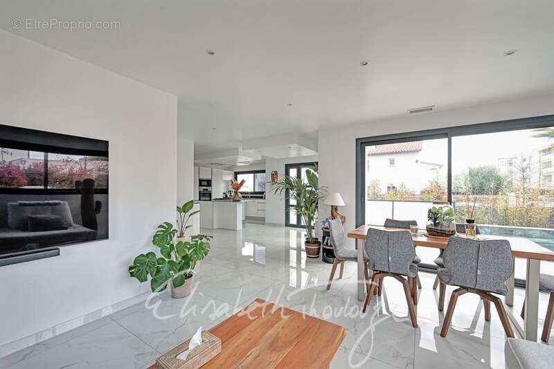 Maison à BAILLARGUES