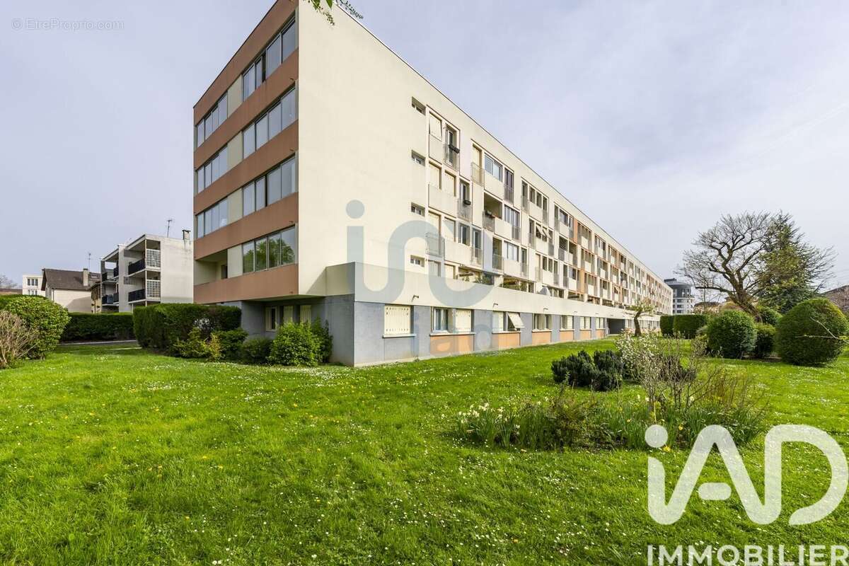 Photo 6 - Appartement à CHEVILLY-LARUE