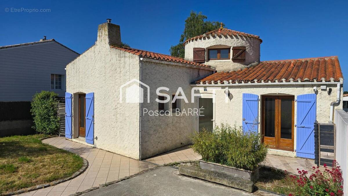 Photo 1 - Maison à SAINT-MATHURIN