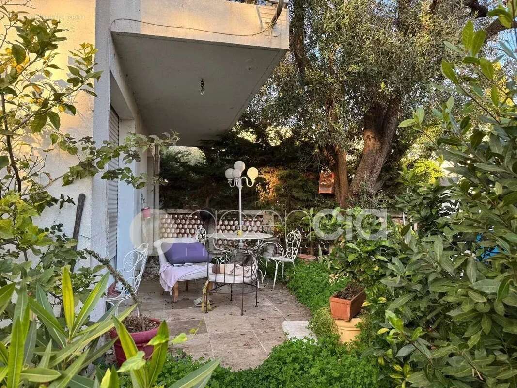 Cannes – Montrose  Spacieuse Villa de 303 m² avec Piscine et Appartement Indépendant - photo 23