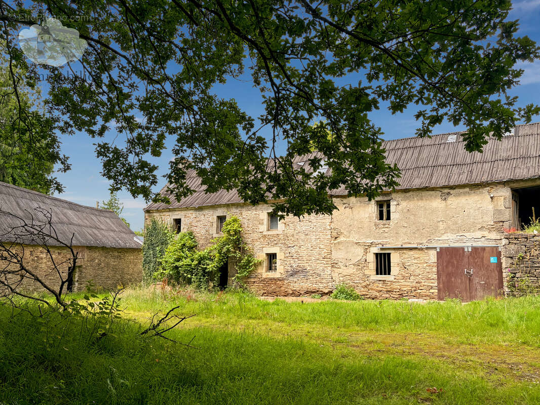 Maison à MELGVEN