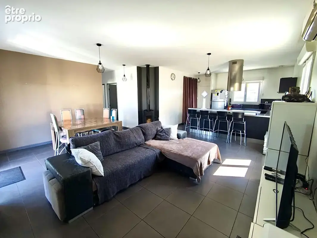 Maison de plain-pied, LOYETTES, 93m² sur un terrain de 701m² - photo 9