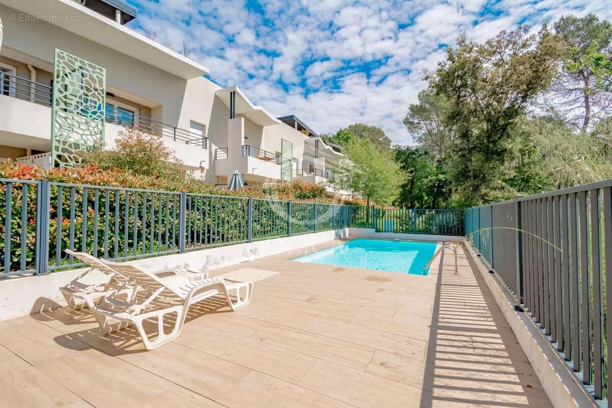 Appartement à VALBONNE