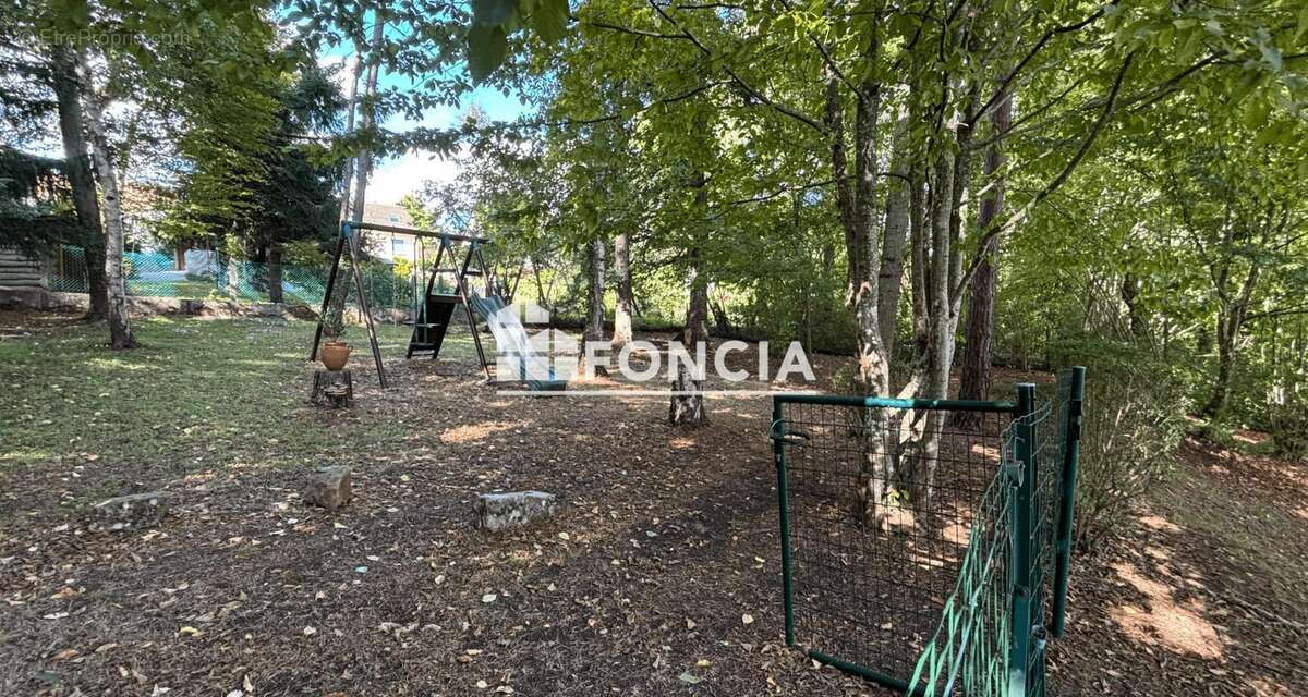 Maison à FONTAINE-LE-PORT