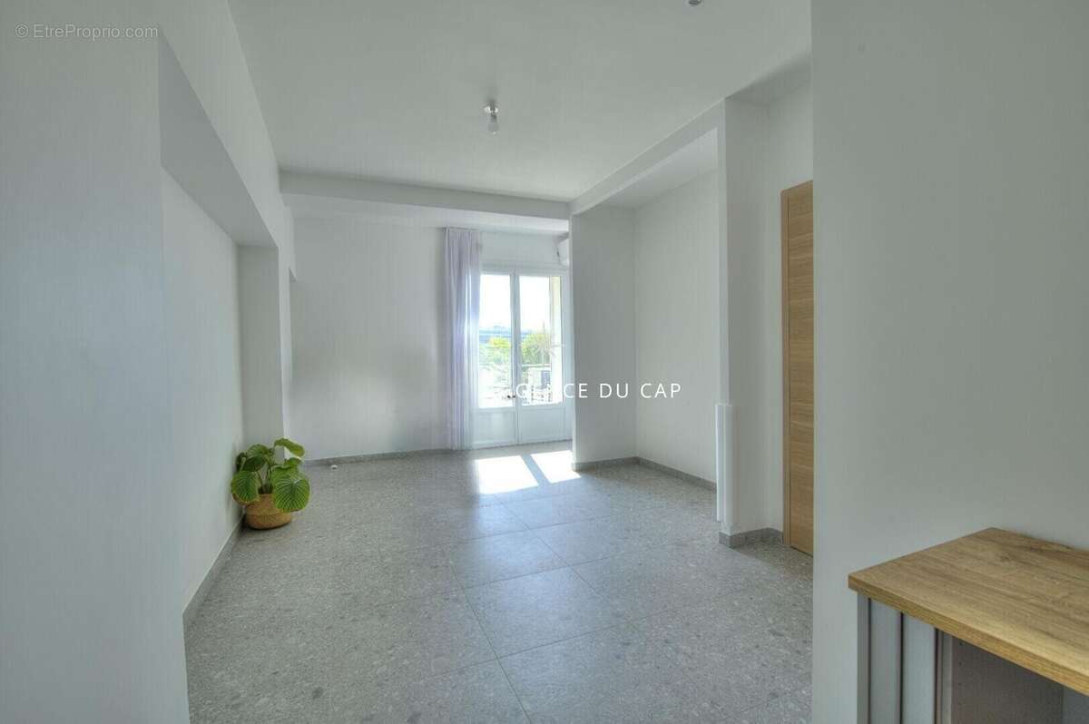 Appartement à SAINT-RAPHAEL