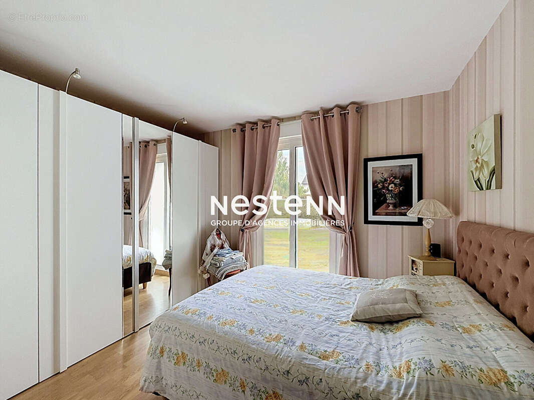 CHAMBRAY LES TOURS - Maison de plain-pied - 3 chambres, garage et jardin 550 m² - photo 7